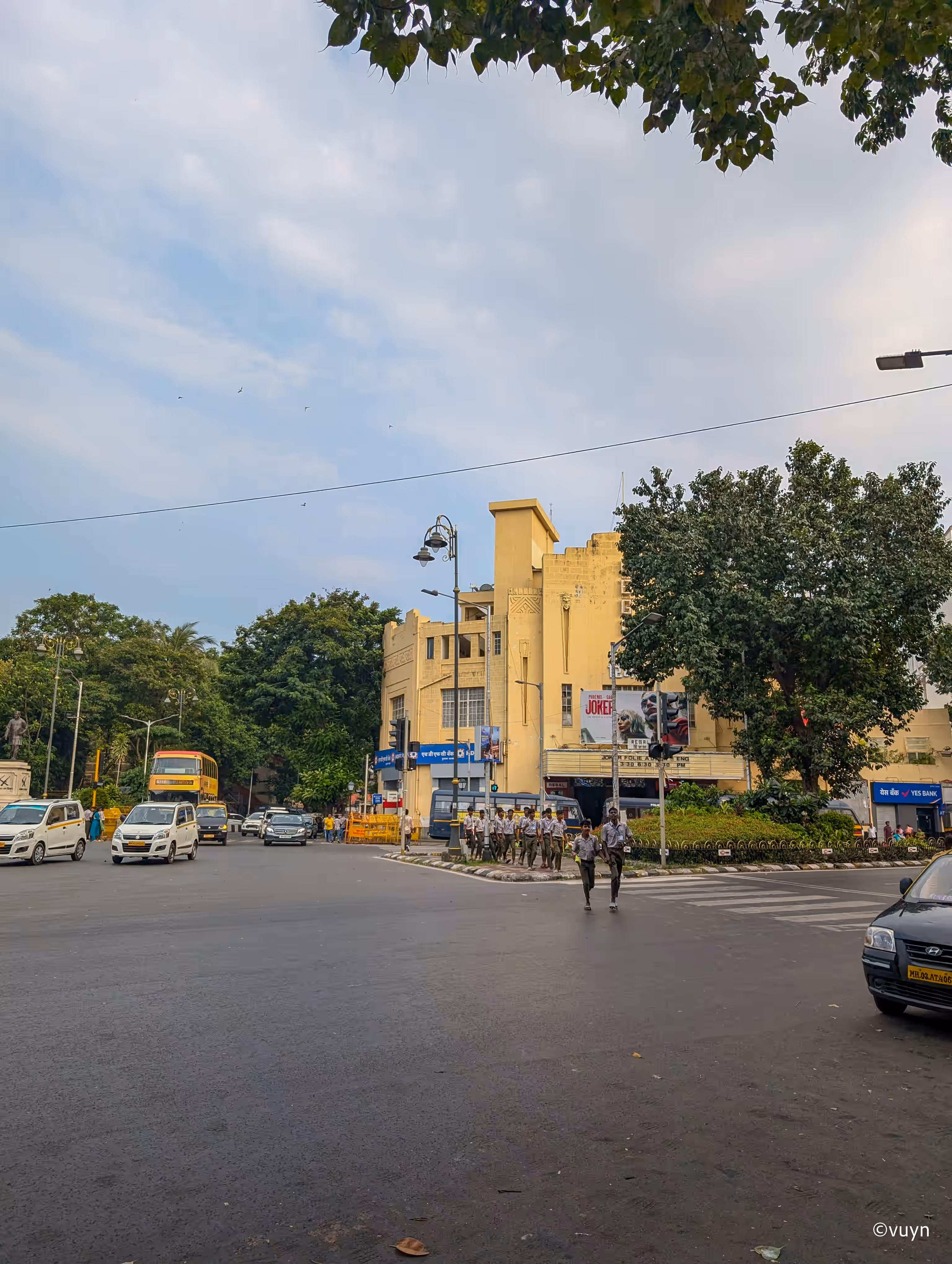 Mumbai, Maharashtra - 25